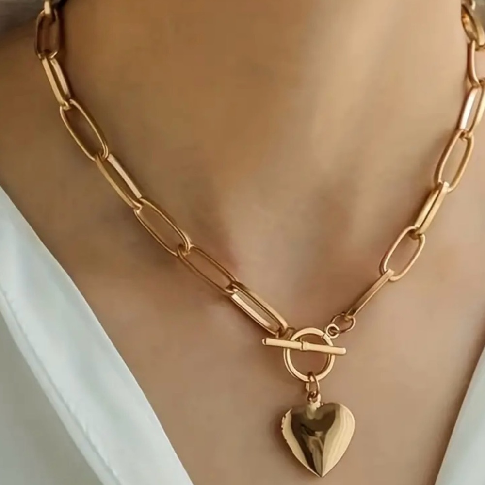 Golden Heart Pendant Chunky Chain Necklace, Alloy Gold Tone